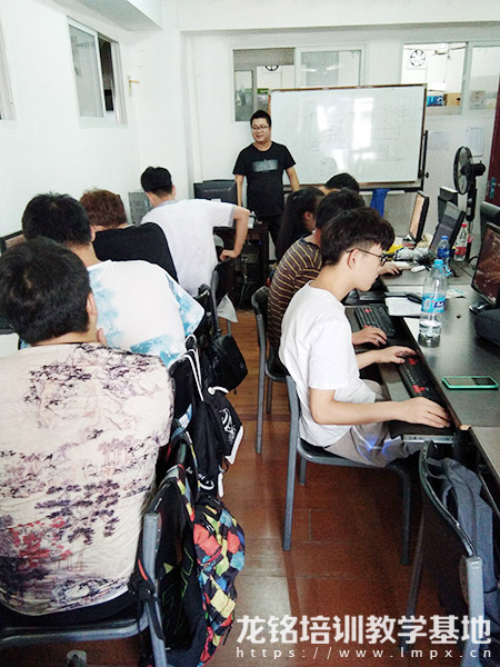 ͼ-������ѵ������ƺ���ʵս���Ͽ�����