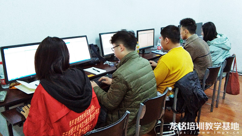 ͼ-������ѵ�°࿪�ε���ͬѧ���Ͽ�����